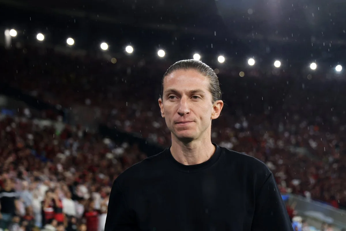  ¡FUERA DEL MENGÃO! Flamengo echa a Filipe Luís tras conquistar TODO